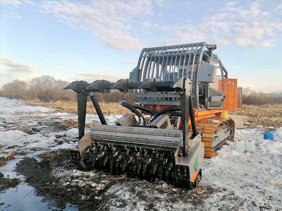 Работа в москве вахта мульчер. Мульчер UMG m300. Мульчер м-300. Мульчер м-280 UMG. Мульчер РТ-300.